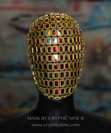 Cosmic Disco V.1 – Mehrfarbige Maske mit Goldbesatz