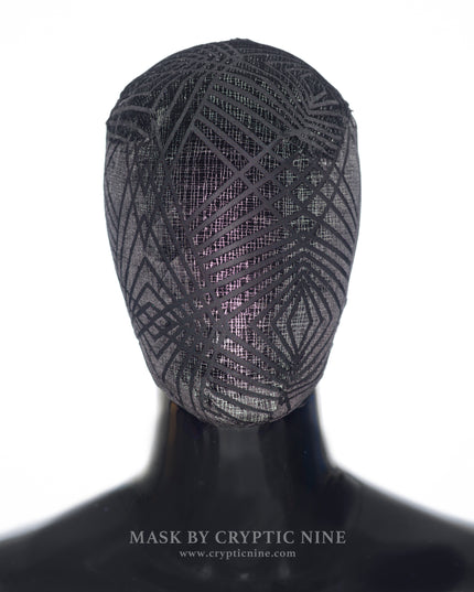 Schwarze Shadow Maze Spitzenmaske, handgefertigtes quadratisches Schmuckmuster aus Metall