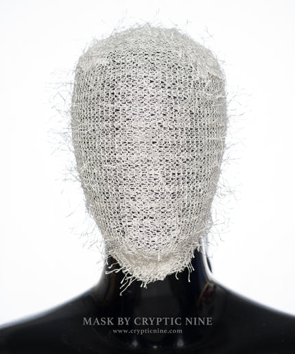 Schwarze Shadow Maze Spitzenmaske, handgefertigtes quadratisches Schmuckmuster aus Metall