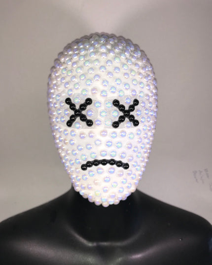 Schwarzer Bomber - Schwarze Spike-Maske