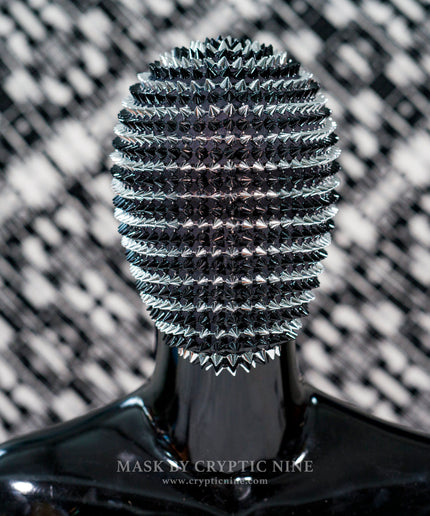 Spiral-Krieger Spike-Maske